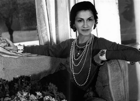 l'histoire vrai de coco chanel|Coco Chanel birth and death.